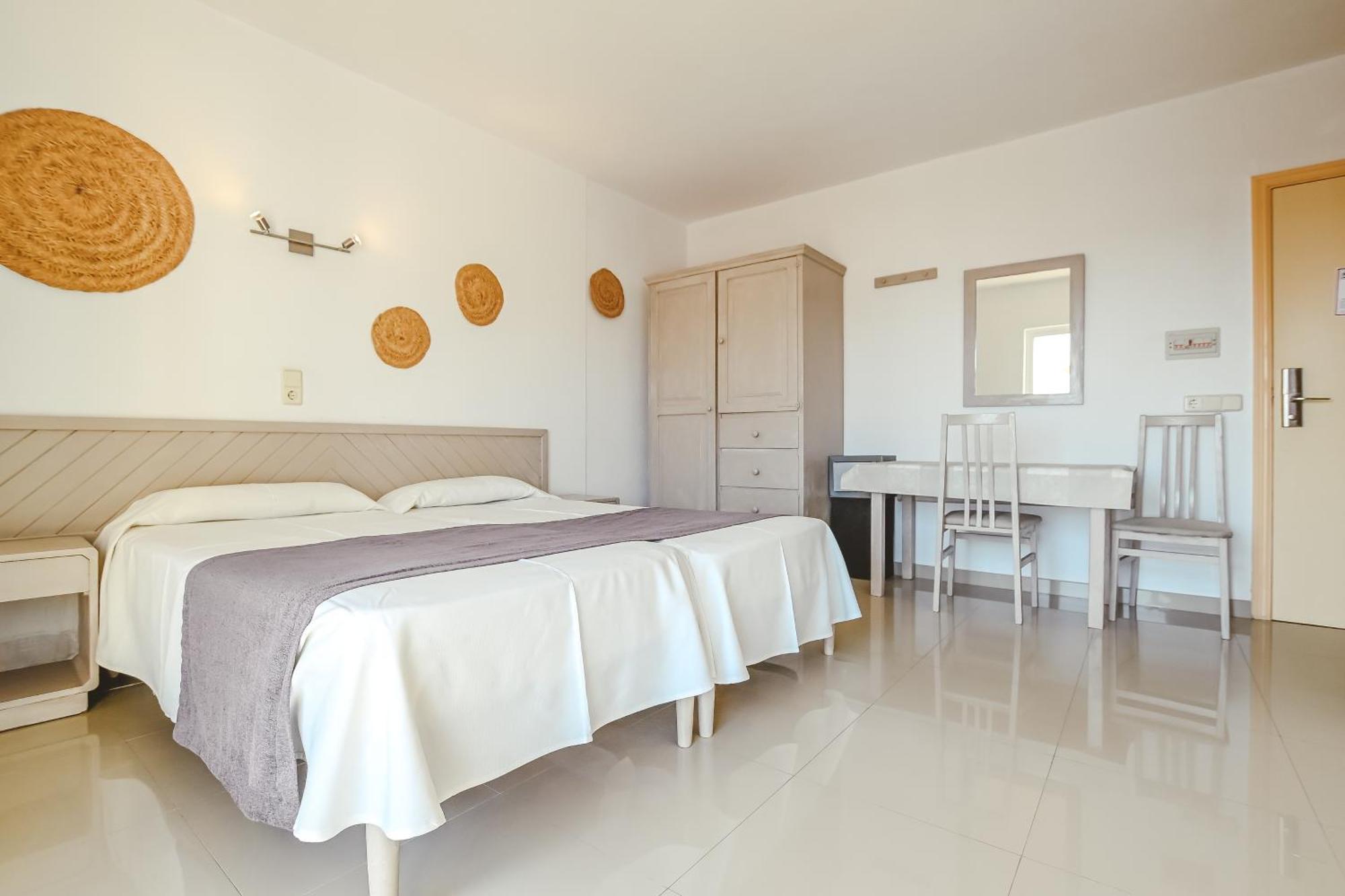 Hotel Lliteras Cala Ratjada  Luaran gambar